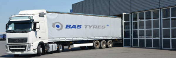 Vrachtwagen banden wisselen bij BAS Parts & Tyres